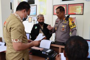 Keterangan fhoto, Program Quick Wins Presisi, Kapolres Pamekasan Pastikan Pelayanan SPKT Berjalan Baik