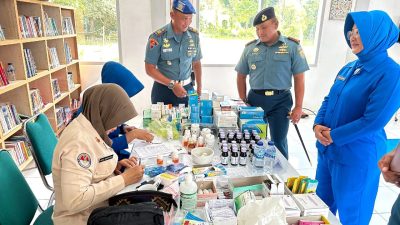 Memberi Manfaat Bagi Masyarakat, Lanal Simeulue Bersama Jalasenastri Cabang 8 Korcab I DJA I Gelar Bakti Kesehatan