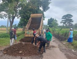 Al Fatih Indonesia Membuat Warga dan Pengguna Jalan Terharu, Ternyata Ini yang Dilakukan
