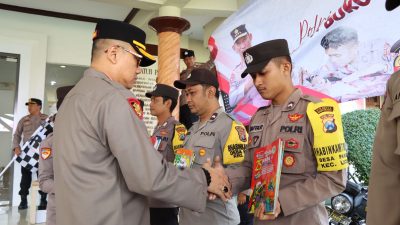 Polresta Banyuwangi Berbagi Buku Dukung Pendidikan dan Literasi