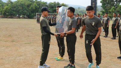 Upacara Pembukaan Lomba Antar Kompi Yonif 514/SY dengan Tema “Semangat Kebersamaan dalam Kejuangan”