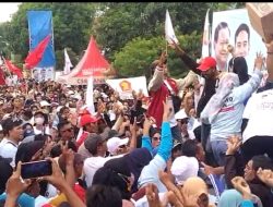 Situbondo Dipadati Ribuan Masyarakat Dengan Adanya Senam Gemoy, Yang Di Hadiri Bupati Situbondo, Bersama HJ. Mohammad