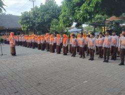 Politik Pilkada Masuk Sekolah? Larangan Seragam Batik dan Kerudung Picu Kontroversi di SDN 2 Wringin Anom Panarukan.Situbondo